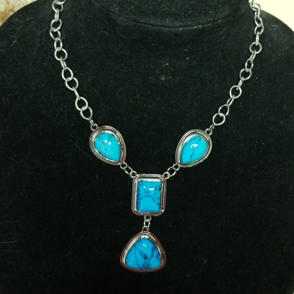 Faux turquoise necklace